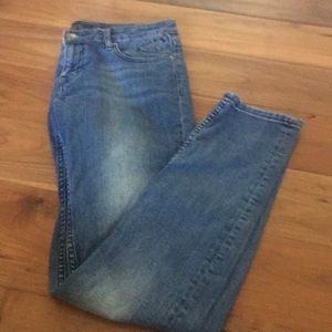 Vigoss Studio straight leg jeans size 7/8